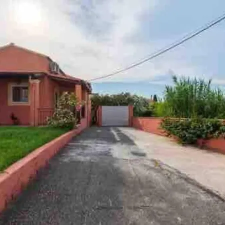 Sofis Private House With Big Garden Apartment Alykes Potamou
