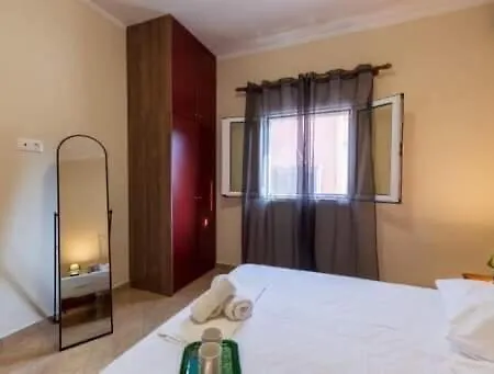 Sofis Private House With Big Garden Apartment *